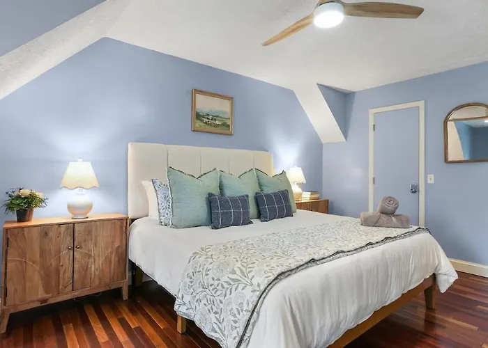 Family & Dog-Friendly House W Pool & Entertainment Galore! Halfway To Downtown Savannah And Tybee Beach